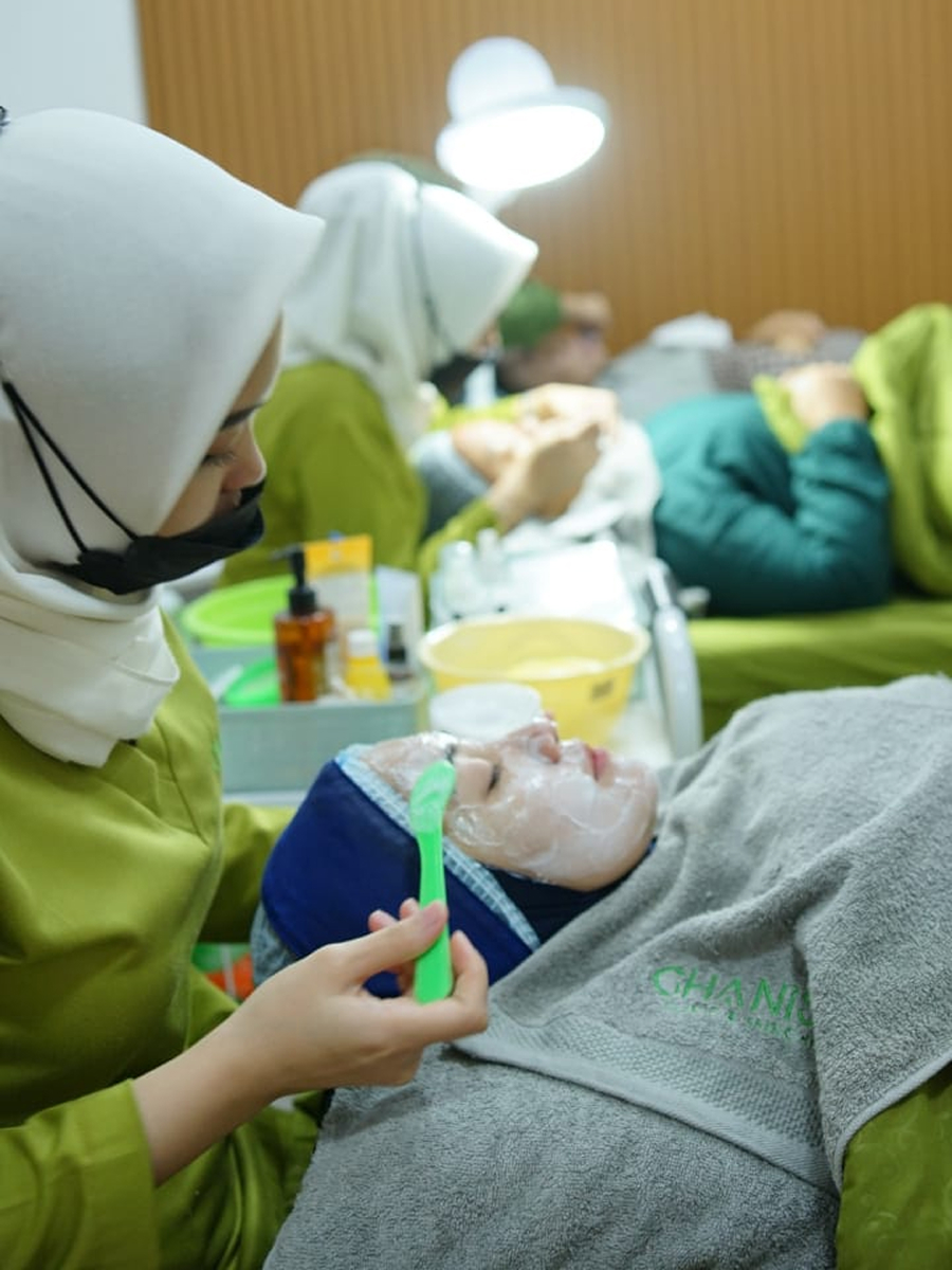 klinik kecantikan ghanisa28 1